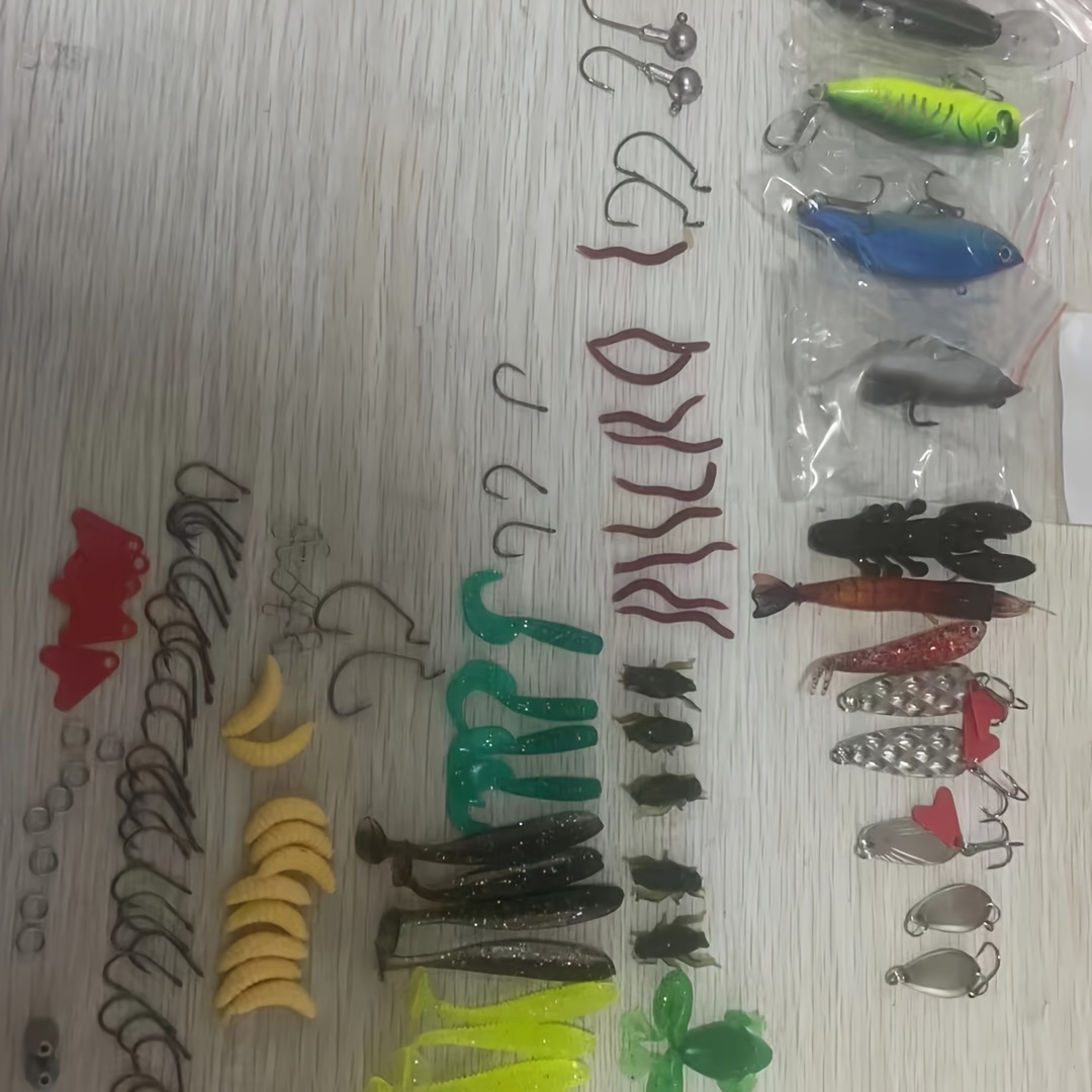 133Pcs Premium Fishing Lures T - مراجعة Fishing Hook Box وسعره